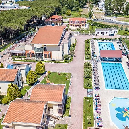 Kolaveri Resort Golem Exterior photo